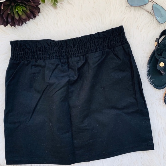 New Boutique Skirt - Picture 2 of 2